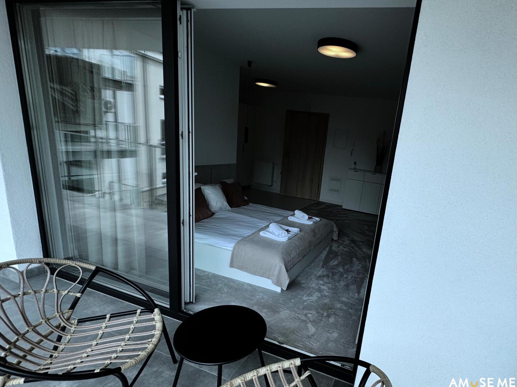 Amuse Me Aparthotel Kielce Exteriör bild