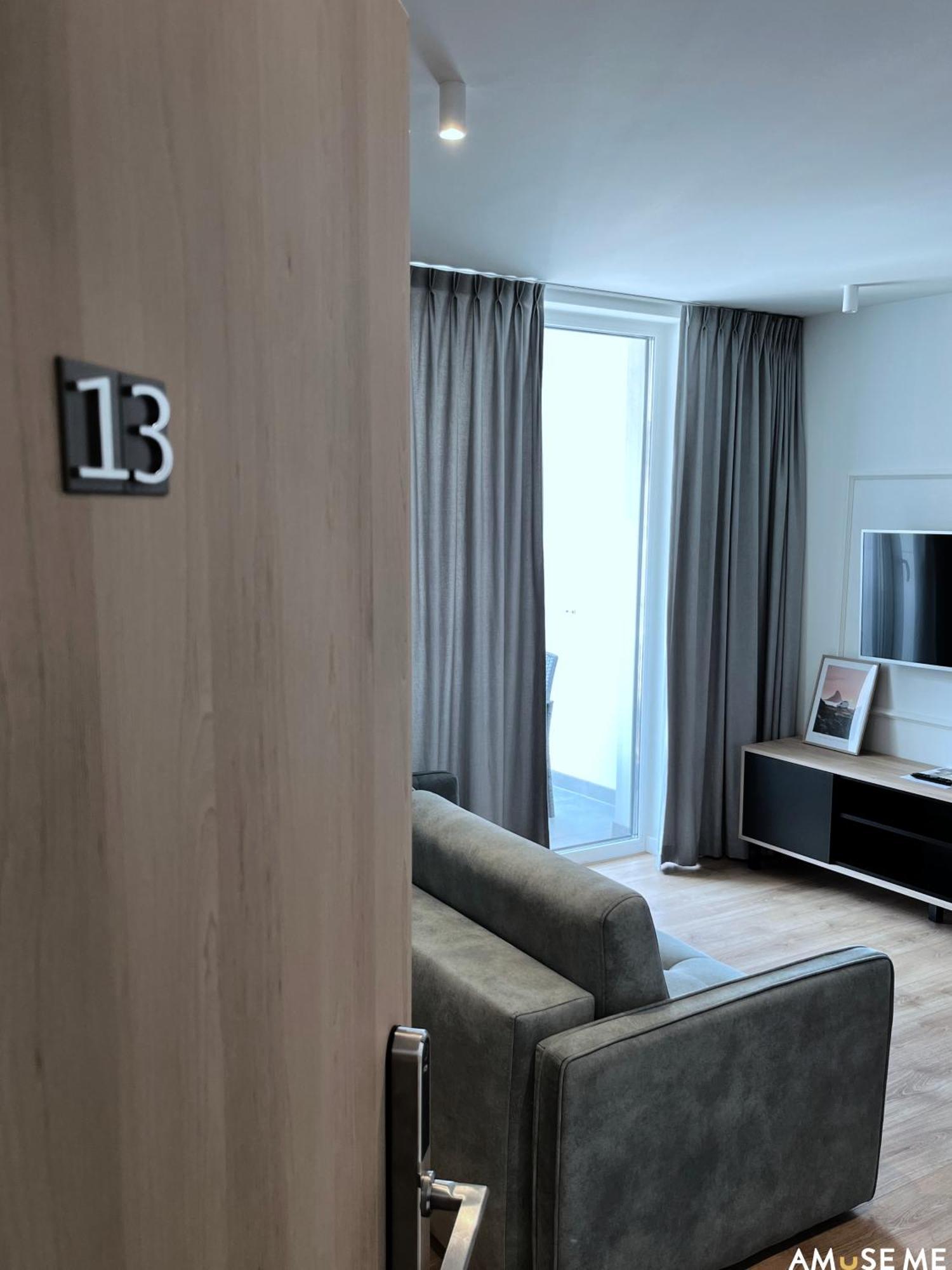 Amuse Me Aparthotel Kielce Exteriör bild