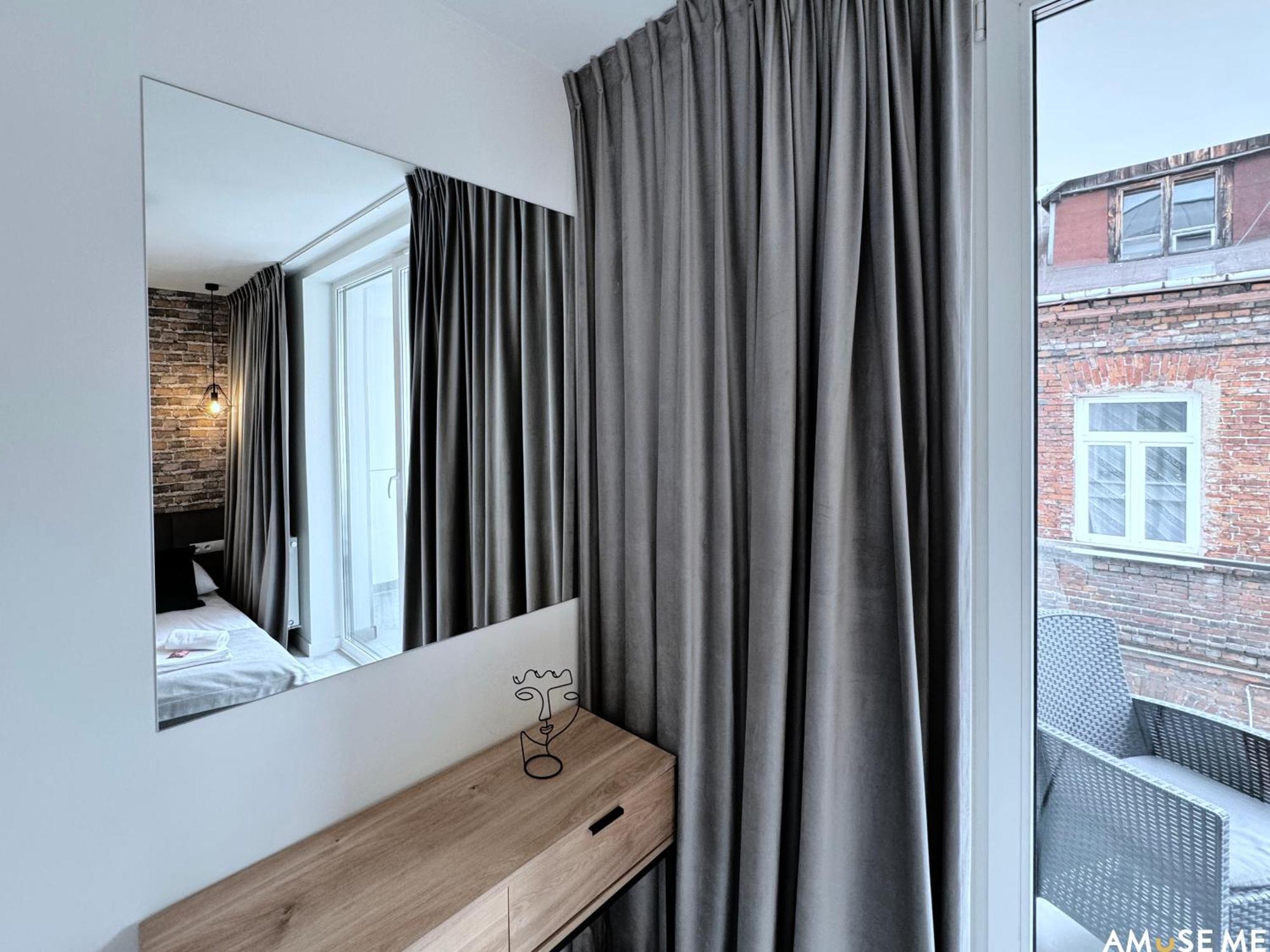 Amuse Me Aparthotel Kielce Exteriör bild